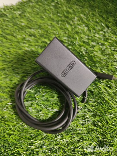 Игровая приставка Nintendo Switch Lite (32GB)