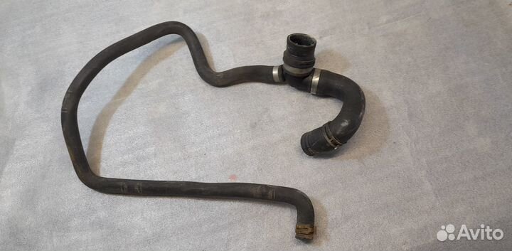 Патрубок радиатора Патрубки печки Opel Astra H