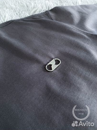 Футболка Welldone Metal