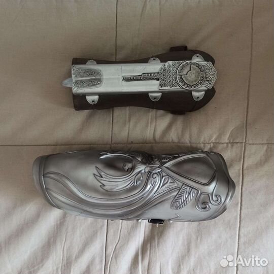 Assassin's creed клинок Эцио косплей