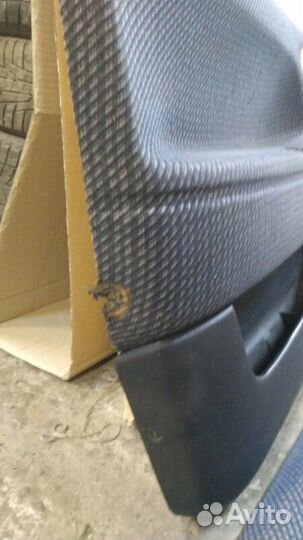 Обшивка двери Volkswagen Passat B3 1.8 RP