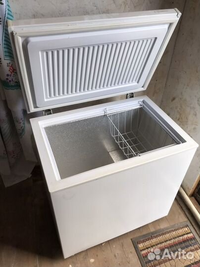 Моозильный ларь