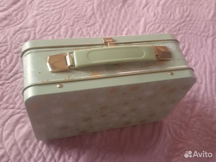 Коробочки от украшений и шкатулки