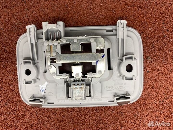 Плафон салона задний Kia Rio 4 седан 1.4 G4LC 2019