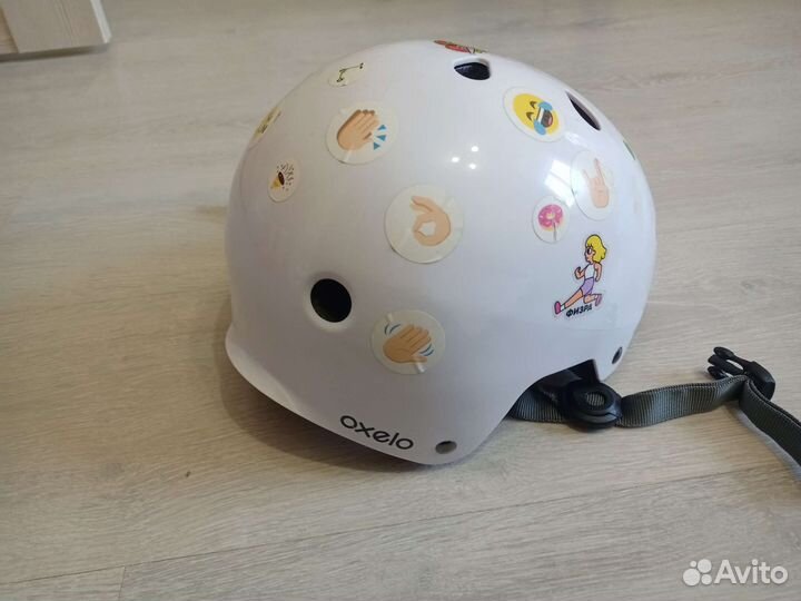 Шлем, наколенники, налокотники, нарукавники