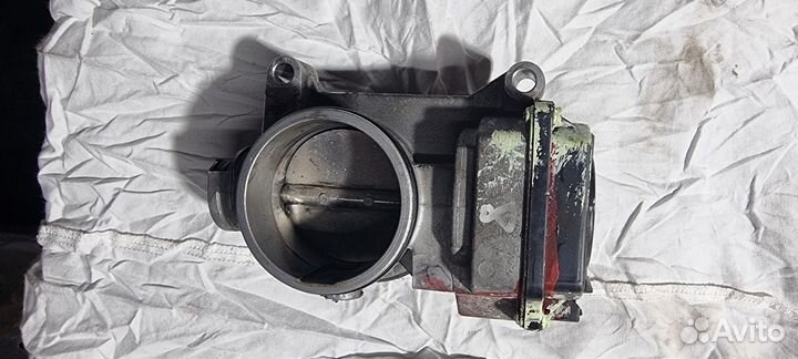 Дроссельная заслонка Рено Дастер