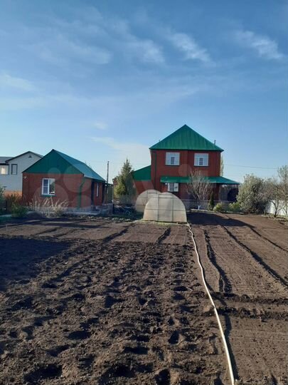 Дом 194,5 м² на участке 17,5 сот.