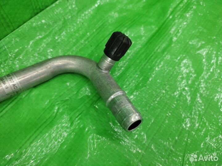 Трубка кондиционера Audi Q5 / A4 / A5 / S5