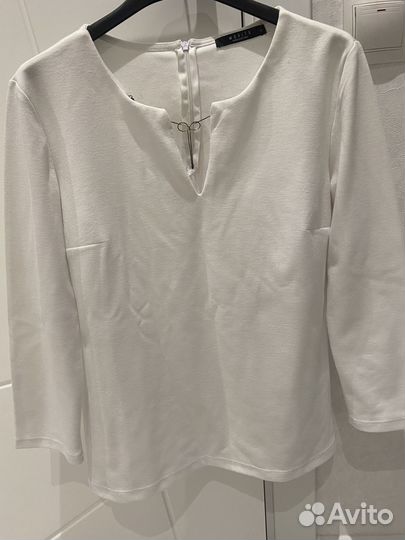 Пакетом Женские блузки 42-44 р-р 3 шт