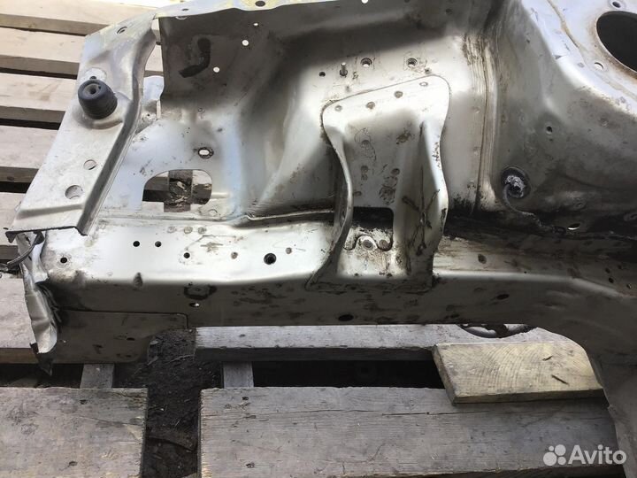 Лонжерон передний правый Hyundai Accent II (тагаз)