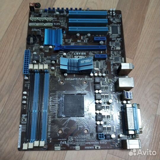 Материнская плата