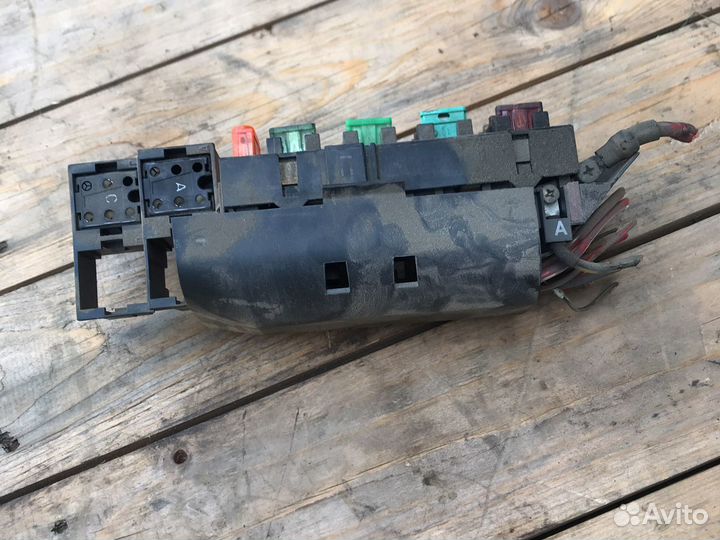 Блок предохранителей мерседес w140 1995г