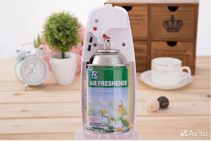 Автоматический диспенсер для освежителя воздуха