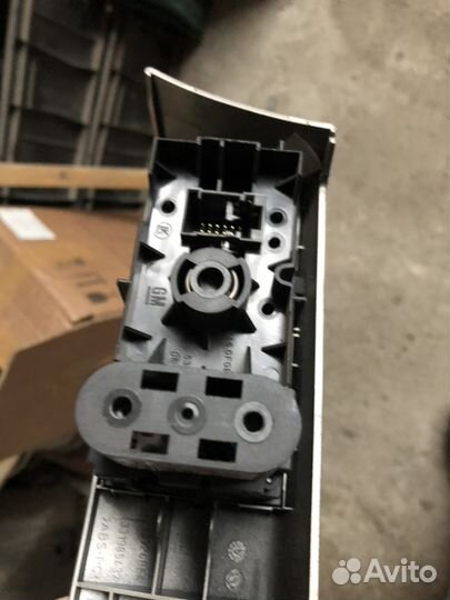 Блок управления светом Опель Астра Н