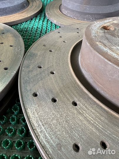 Комплект тормозных дисков на мерседес w212