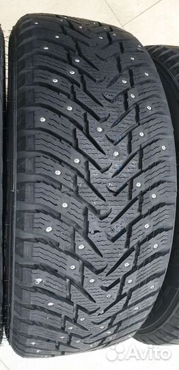 Nokian Tyres Hakkapeliitta 8 SUV 255/60 R18 112T