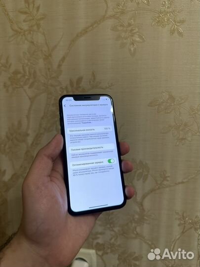 iPhone X, 64 ГБ