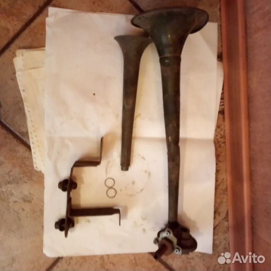 Ретро сигнал автомобильный