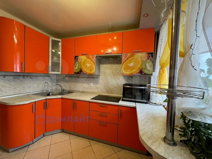 3-к. квартира, 69 м², 8/12 эт.