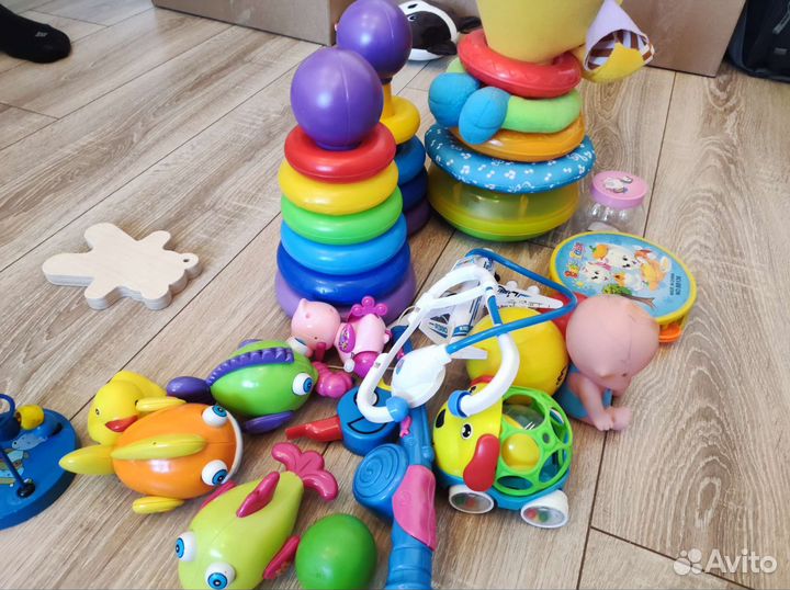 Пирамидка стаканчики