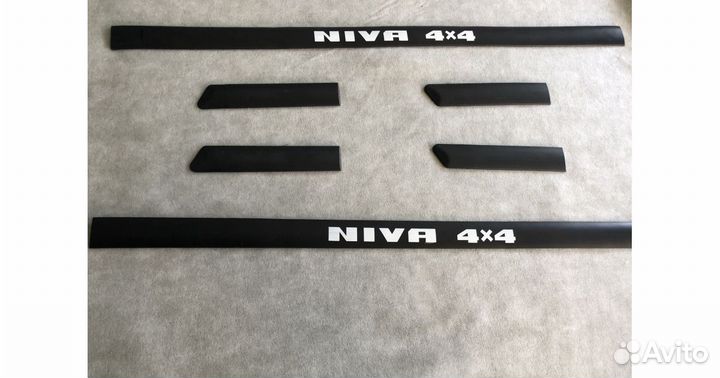 Молдинг на дверь нива 2121 резиновые