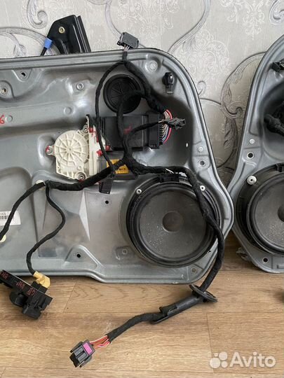 Электростеклоподъемник гольф 4