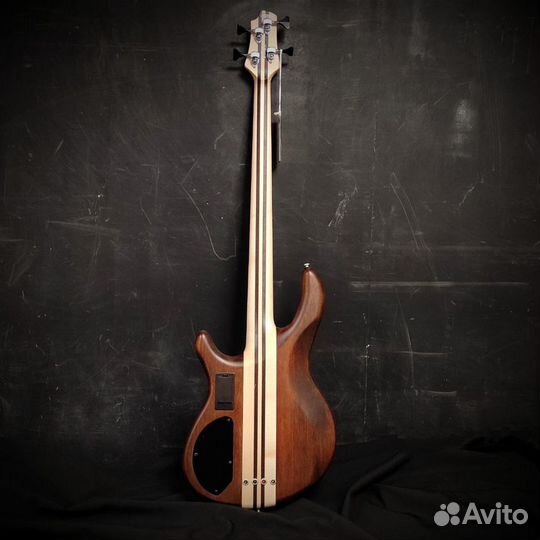 Cort A4 Plus Artisan бас-гитара новая