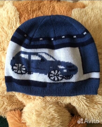 Шапка весенняя на мальчика 3-4 года
