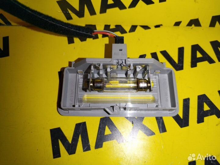 Плафон салонный Bmw 5-Series E60 N53 2010