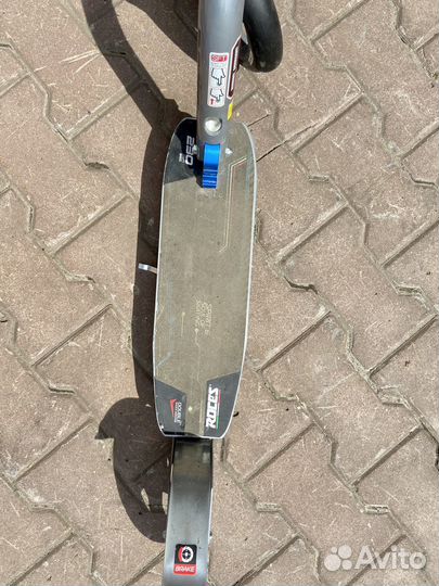 Самокат roces 230