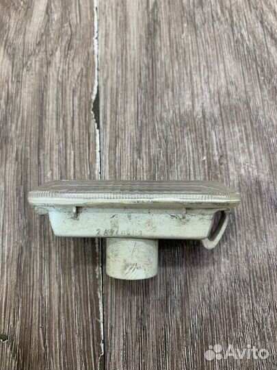 Повторитель поворота передний правый Ford Fiesta