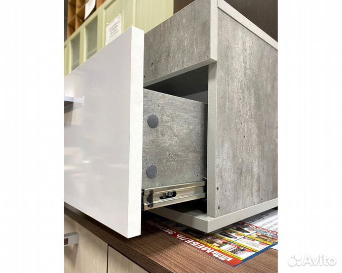 Прикроватная тумба Новая