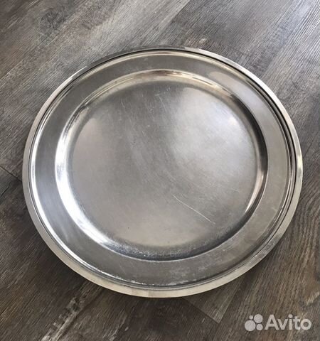 Большое стальное блюдо
