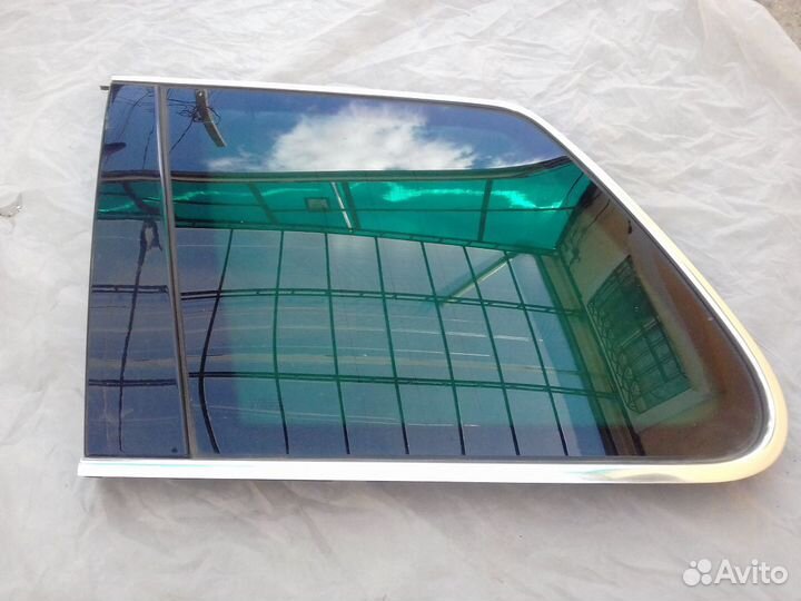 Форточка, заднее левое стекло Фольксваген туарег