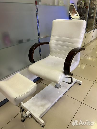 Педикюрное кресло