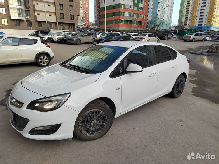 Opel Astra 1.6 AT, 2013, 129 000 км