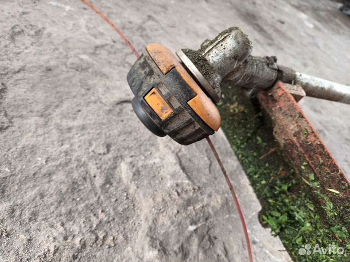 Бензо тример Husqvarna 128