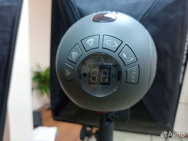 Вспышка Visico VT-300 моноблок с рефлектором, 2шт