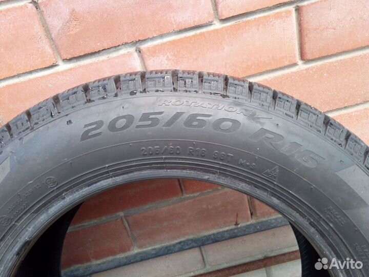 Pirelli Formula Ice FR 205/60 R16 96C