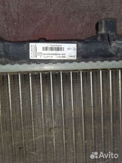 Радиатор на volkswagen caddy