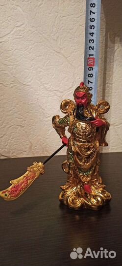 Гуань Юй (бог богатства, войны и литературы)