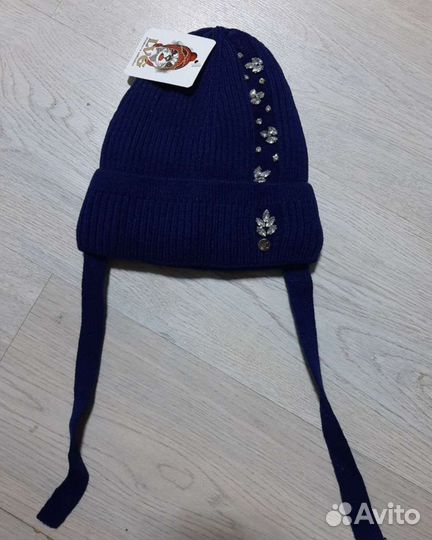 Шапки 3шт (разные)для девочек новые