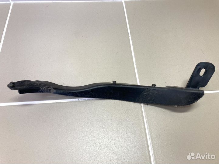 Спойлер переднего левого локера Skoda Fabia 07-15