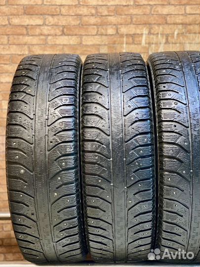 Bridgestone Ice Cruiser 7000 215/70 R16