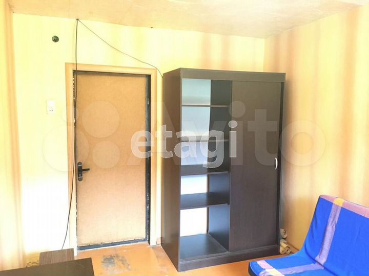Комната 11,3 м² в 6-к., 1/4 эт.