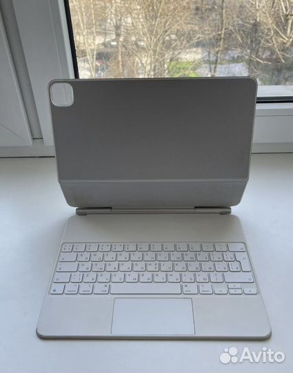 Apple magic keyboard iPad pro 12.9
