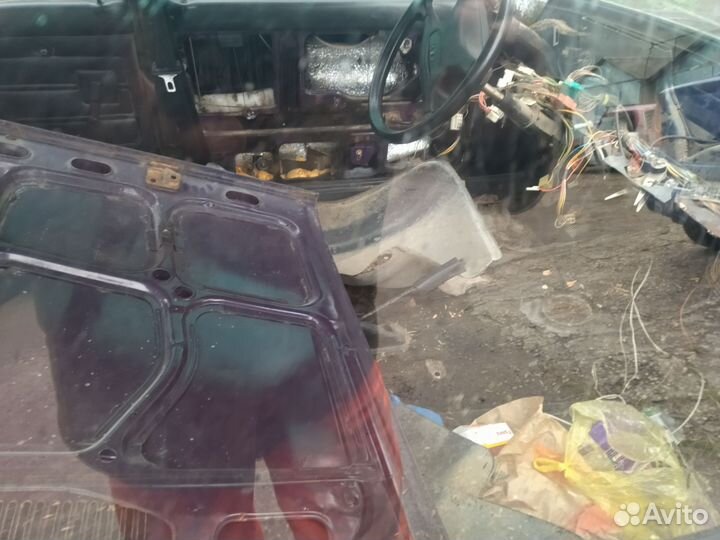 Запчасти на ваз 2104 бу