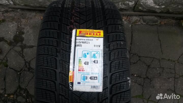 Pirelli Scorpion Winter 315/40 R21 115V