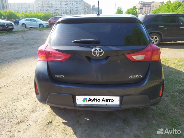 Toyota Auris 1.3 МТ, 2013, 186 000 км