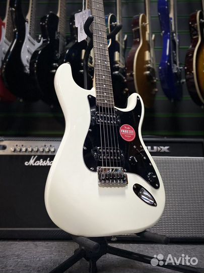 Fender Squier Affinity 2021 Stratocaster HH LRL OW